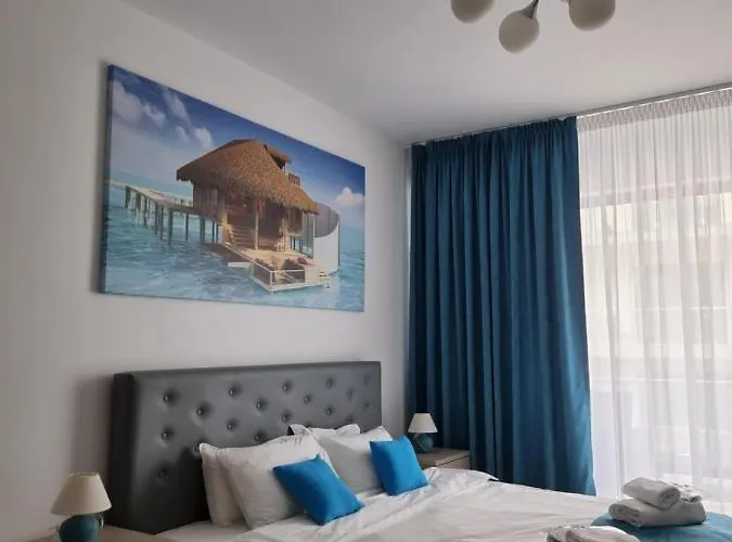 Desilva - Summer Holidays * Mamaia