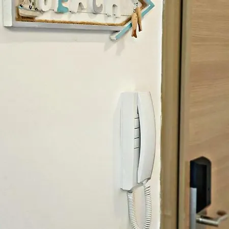 Desilva - Summer Holidays 마마이아